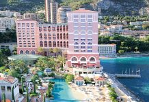 Principauté | Pas de confinement à Monaco : les Français affluent dans les restaurants et chez les coiffeurs Principauté | Pas de confinement à Monaco : les Français affluent dans les restaurants et chez les coiffeurs