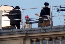 Hôtel de Crillon, Justin Bieber offre à ses fans un show virtuel en direct de la Ville lumière