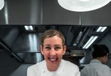 Londres, Angleterre | La Britannique Clare Smyth, cheffe trois étoiles, force tranquille à travers la pandémie