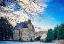 Ecosse | Un couple décide de changer de vie pour transformer un château délabré en hôtel de luxe