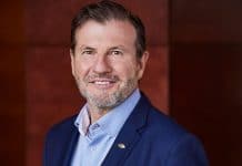 USA | Robert Lowe dirigera Mandarin Oriental, New York