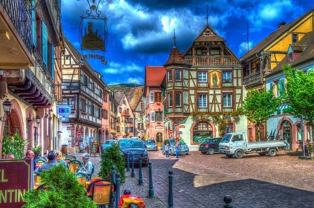 Tourisme : les vacanciers se bousculent en Alsace Tourisme : les vacanciers se bousculent en Alsace