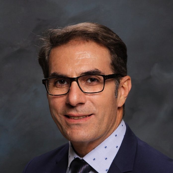 Nomination | Samuel Srouji, nouveau directeur de l’hôtel « La Ferme Saint-Siméon » Nomination | Samuel Srouji, nouveau directeur de l’hôtel « La Ferme Saint-Siméon »