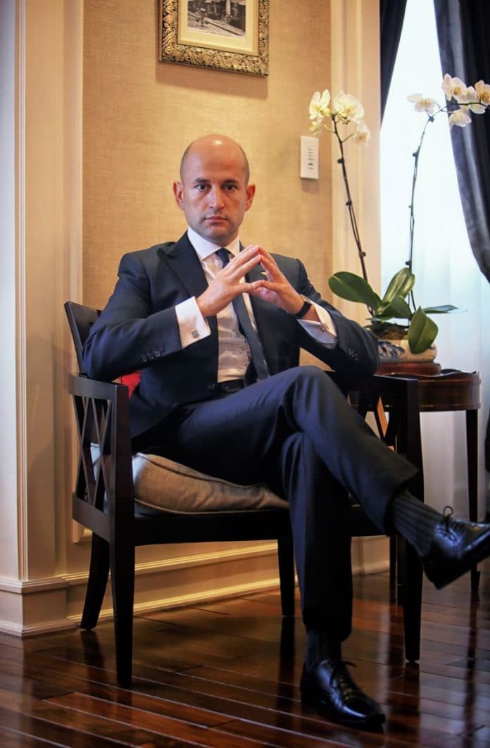 Massimiliano « Max » Binda nommé PDG du Domaine des Bordes Massimiliano « Max » Binda nommé PDG du Domaine des Bordes