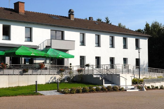 Portrait | Carole Steinmetz se bat pour sauver son hôtel Portrait | Carole Steinmetz se bat pour sauver son hôtel