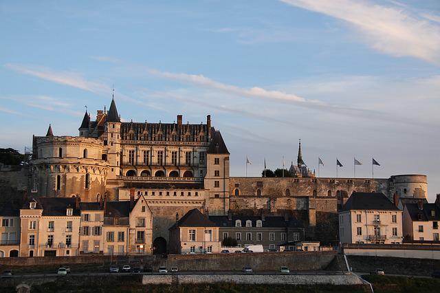 Châteaux de la Loire : les touristes font leur grand retour dans la région Châteaux de la Loire : les touristes font leur grand retour dans la région