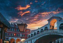 Grande démission | En Italie, 250 000 postes vacants dans les voyages et le tourisme !