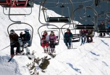 Télésièges ralentis, forfaits plus chers : comment les stations de ski s’adaptent à la flambée de l’énergie