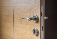Vu sur les réseaux, UK | Les « trucs » des clients pour sécuriser leur séjour à l’hôtel