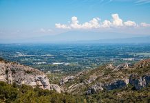 Clochemerle à Saint-Rémy-de-Provence | Avis défavorable pour Le domaine de Chalamon (Fontenille)