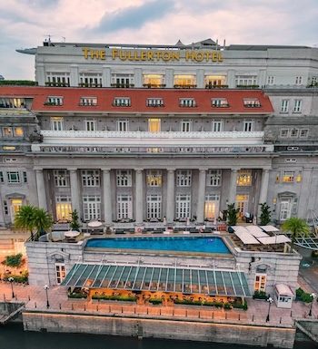 The Fullerton Hotel @ credit Depositphotos