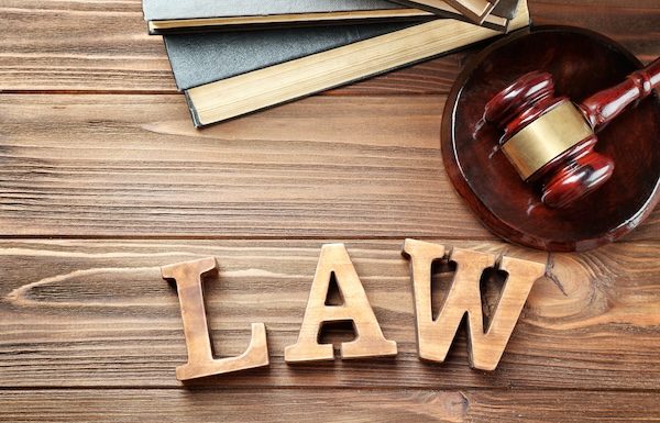 Tribunal illustration @ credit Depositphotos