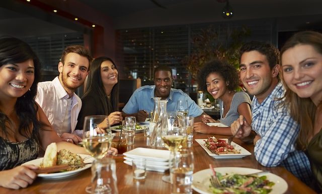 Illustration Restaurant @ credit Depositphotos