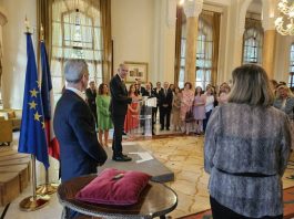 La cérémonie de remise du "poireau" par l'Ambassadeur de France au Liban @ credit twitter