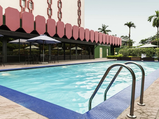 @ credit Ibis Douala