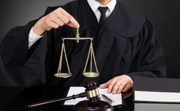 Justice @ credit Depositphotos