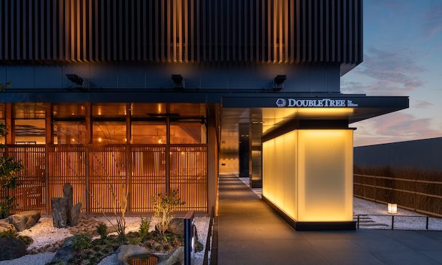 DoubleTree-by-Hilton-Kyoto-Station-Exterior
