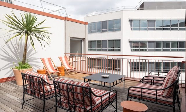 @ credit Edgar Suites Montrouge