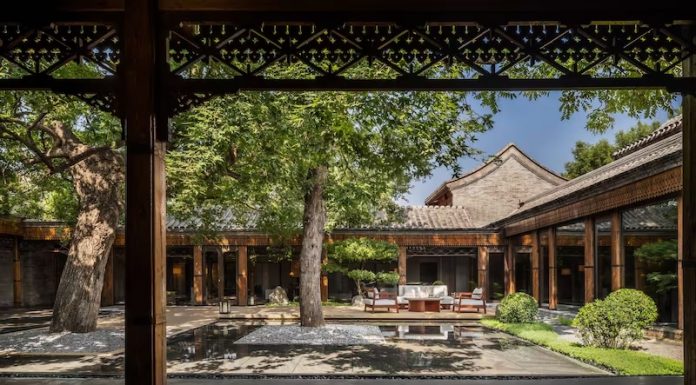 qianmen-hotel-courtyard-01