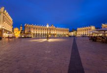 Nancy | Travaux de rénovation du Grand Hôtel de la Reine : le coup d’envoi est donné ! The amazingly beautiful and impressive Place in Nancy at night