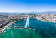 Suisse, Enchères | Le Fairmont Grand Hotel Genève se prépare à vendre aux enchères 6000 lots ! view of Geneva city in Switzerland @ credit Depositphotos