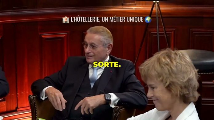 Extrait #11 « Check-In, l’émission » | « L’hôtellerie, un navire de croisière immobile » par Pierre Ferchaud Extrait #11 « Check-In, l’émission » | « L’hôtellerie, un navire de croisière immobile » par Pierre Ferchaud