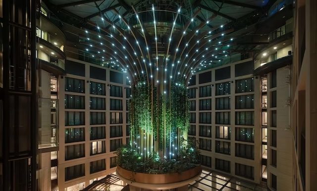 Living Tree @ credit Radisson Collection Hotel, Berlin