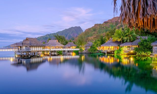 Illustration Overwater Bungalows