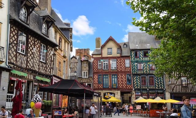Place Sainte-Anne, Rennes @Depositphotos