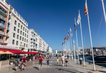 Ouverture fin 2027, Toulon | Ennismore annonce l’ouverture de Mama Shelter Toulon Toulon, France - July 10, 2024 : Port and pier in Toulon, southern France