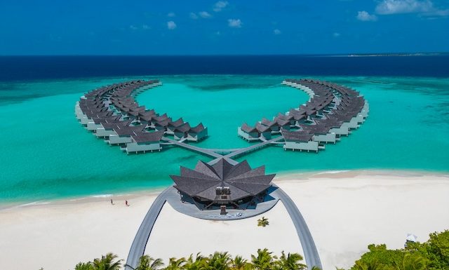 Kuredhivaru Resort & Spa