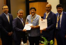 Développement, Inde | Cap sur Visakhapatnam où Minor Hotels annonce le premier resort Avani du pays ! From left to right: Puneet Dhawan, Head of Asia, Minor Hotels; Dillip Rajakarier, Group CEO of Minor International and CEO of Minor Hotels; Sh. Kandula Durgesh, Honorable Minister of Tourism of Andhra Pradesh; Ajay Jain, Principal Secretary of Andhra Pradesh Tourism; I. A. Raja Varma, Managing Director of Sunray Green Space Pvt Ltd.