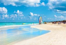 Cuba | Le majorquin Blau Hotels parie sur Varadero malgré l’effondrement du tourisme cubain La plage de Varadero à Cuba @ credit Depositphotos