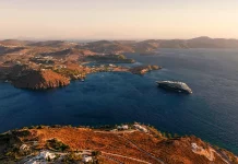 Tendance | Sotheby’s & The Ritz-Carlton, une croisière de collection pour amateurs d’art et d’exception @ credit The Ritz-Carlton Yacht Collection - Exterior