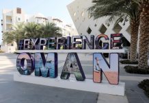 Ouverture T4 2025, Oman | À Al Mouj Muscat, IHG annonce l’ouverture du premier resort voco du Sultanat Muscat / Oman – February 11, 2020: Experience Oman sign on display in the Al Mouj (The Wave) district of the Omani capital Muscat