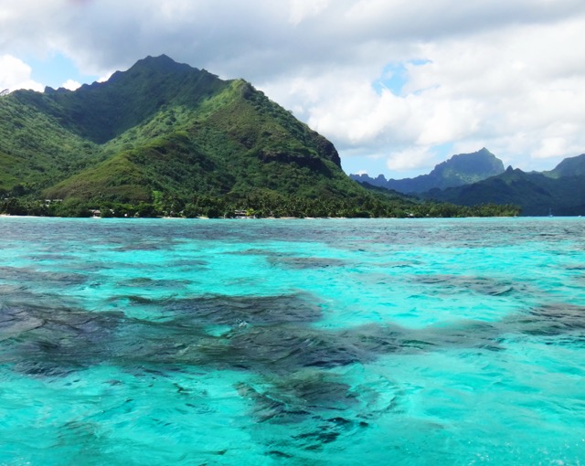 View of Moorea from the lagoon, French Polynesia.