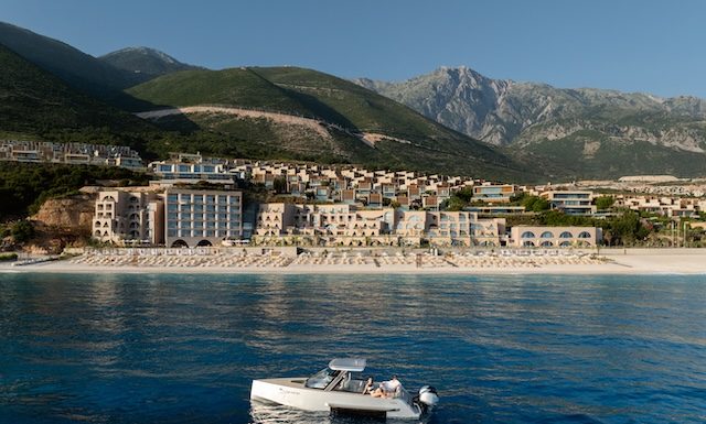 Green_Coast_Albania_MGallery_Collection3