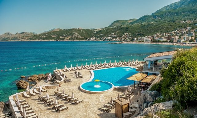 @ credit Radisson Resort Ruža Vjetrova Montenegro pool