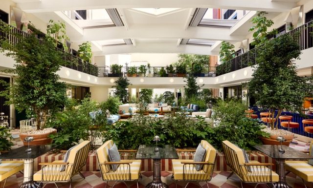 @ credit W Florence, W Lounge Courtyard
