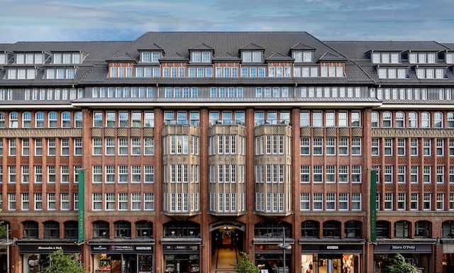 Conrad-Hamburg_JanSchuenke_Exterior