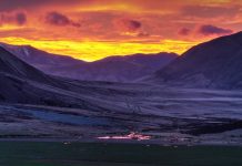 Océanie | La Nouvelle-Zélande lance un plan de 70 M$NZ pour dynamiser le tourisme et les grands événements Lever de soleil ardent dans les Alpes du Sud, Nouvelle-Zélande @Depositphotos.com