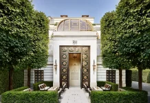Design | RH s’installe sur les Champs-Élysées : une “Gallery” qui bouscule les codes du luxe et du design @ credit RH Paris