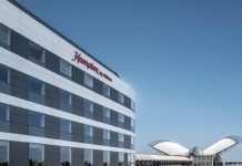 🛫Conversion, Lyon-Saint Exupéry | VINCI Immobilier livre à Dalofi l’hôtel Hampton by Hilton Lyon Airport*** @ credit Guillaume Grasset pour Vinci Immobilier