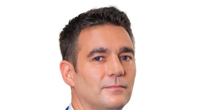 Marc de Oliveira @ credit linkedin, Compass Group France