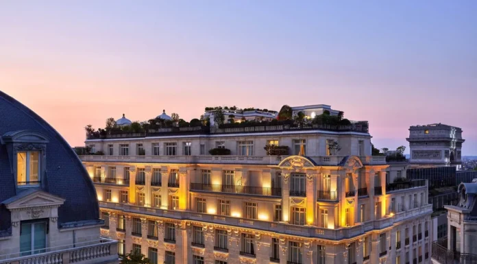 @ credit Hotel Raphael