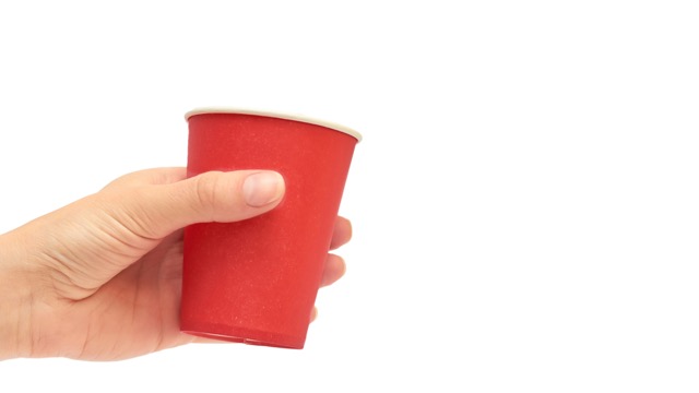 Gobelet jetable @ credit depositphotos.com