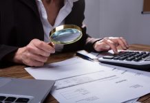 Fonds européens, Île de la Réunion | Perquisition au siège de La Réunion Développement : quels impacts potentiels sur les investissements touristiques et hôteliers de l’île ? Enquête financière @ credit Depositphotos.com