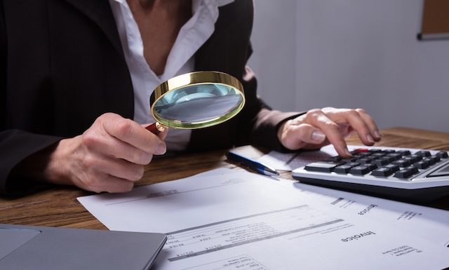Enquête financière @ credit Depositphotos.com