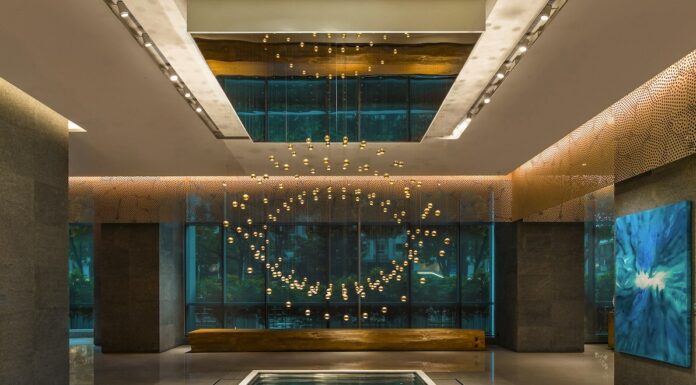 Lobby @ credit The Amnis, The Luxury Collection