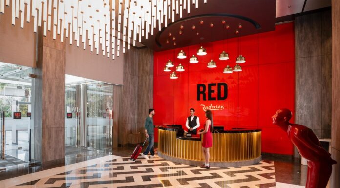 Lobby, Radisson RED Indore @ credit Radisson